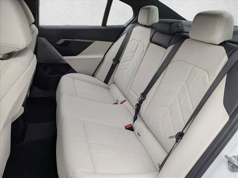 New 2026 BMW 530i xDrive w/ Premium Package image 16