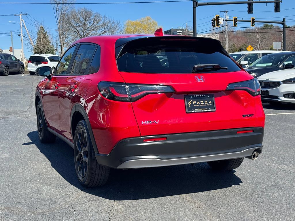 Used 2025 Honda HR-V Sport image 8