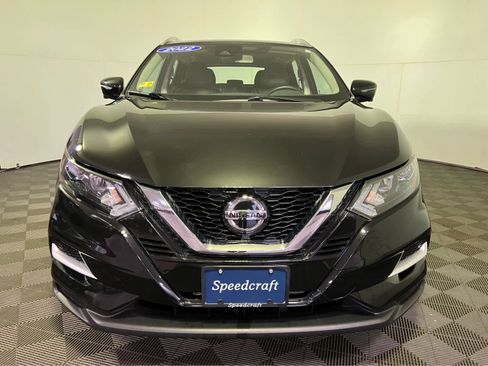 Used 2022 Nissan Rogue Sport SL AWD/4WD image 2