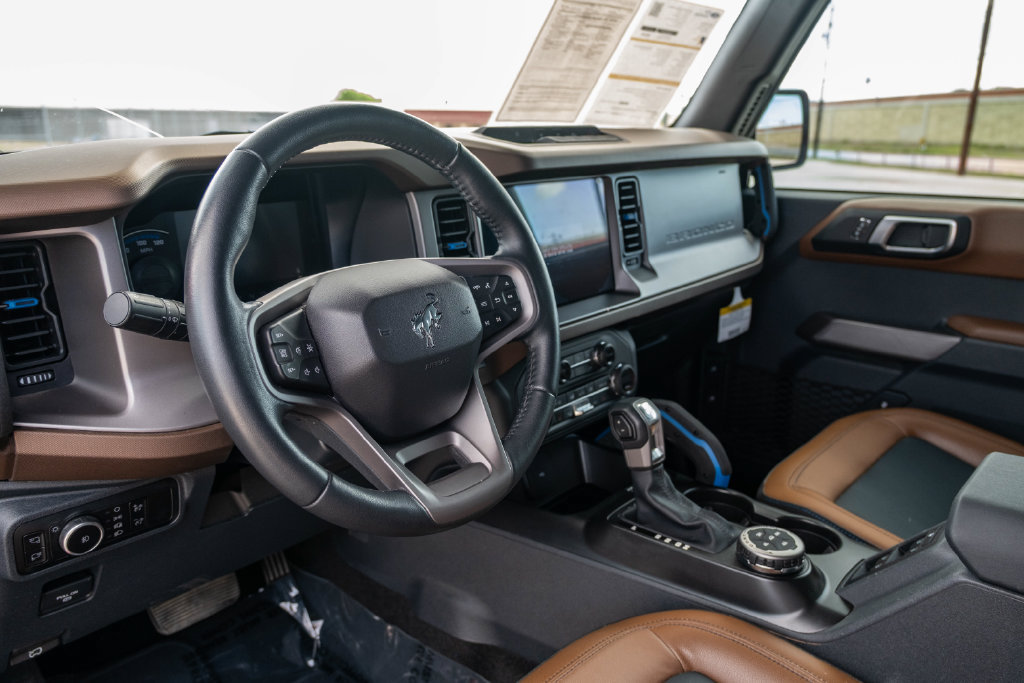 Certified 2023 Ford Bronco Outer Banks AWD/4WD image 14