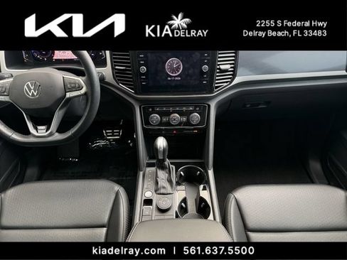 Used 2023 Volkswagen Atlas Cross Sport SEL R-Line AWD/4WD image 13