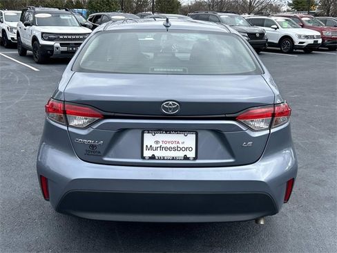 Used 2023 Toyota Corolla LE image 5