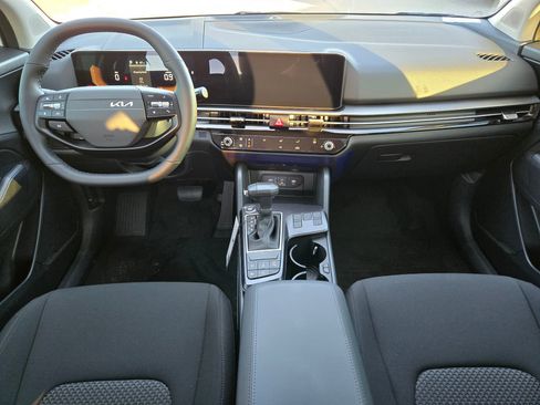 New 2026 Kia Sportage LX image 10