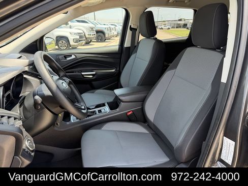 Used 2018 Ford Escape SE w/ SE Sync 3 Package FWD image 27