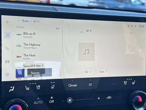 Used 2025 Lexus NX 350h AWD w/ Premium Package image 24