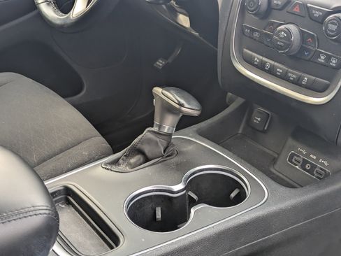 Used 2020 Dodge Durango SXT image 8