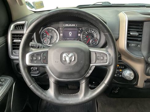 Used 2022 RAM 1500 Laramie AWD/4WD image 16