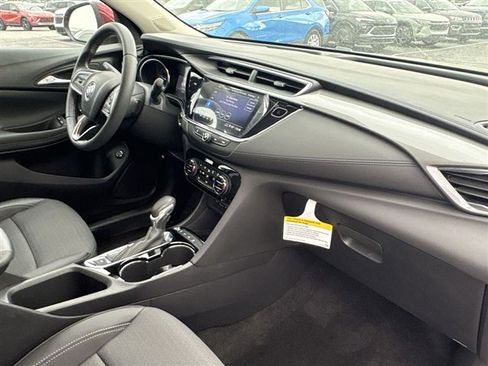 Used 2023 Buick Encore GX Select w/ Sport Touring Package image 27