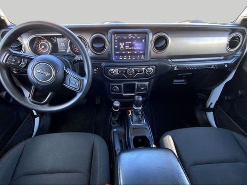 Used 2018 Jeep Wrangler Sport AWD/4WD image 15