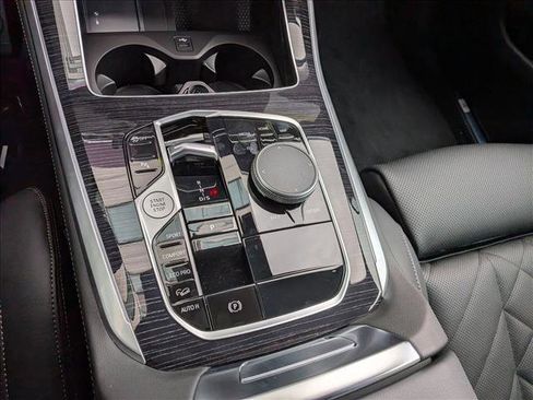 New 2026 BMW X5 xDrive40i w/ M Sport Package image 15