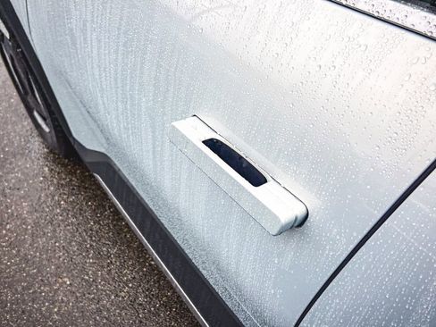 New 2026 Kia EV9 Light image 8