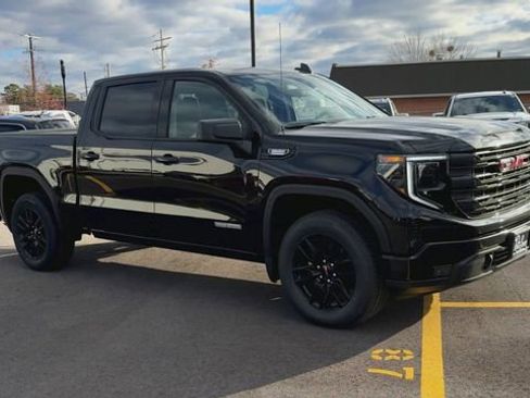 New 2026 GMC Sierra 1500 Elevation AWD/4WD image 2