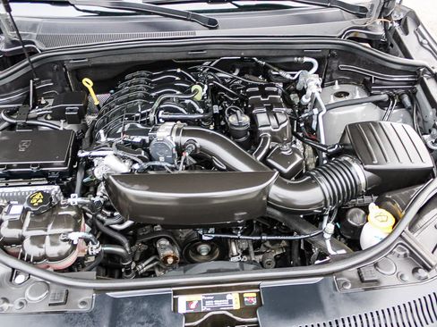 Used 2025 Dodge Durango GT image 27