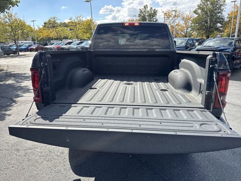 New 2025 RAM 2500 Big Horn image 32