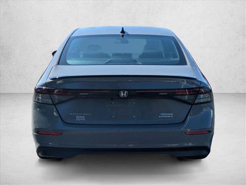 Used 2025 Honda Accord Sport image 6