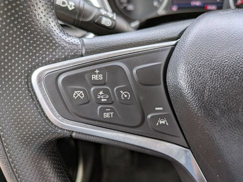 Used 2022 Chevrolet Equinox LT AWD/4WD image 24