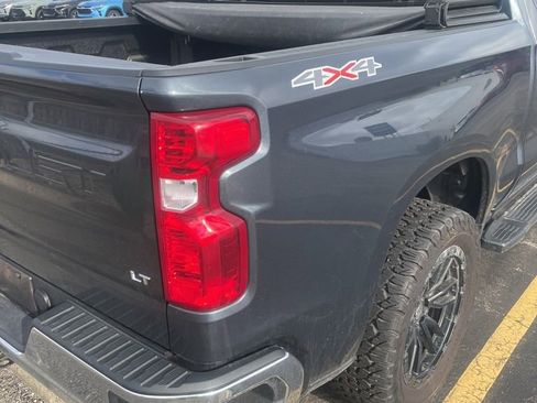 Used 2022 Chevrolet Silverado 1500 LT image 6
