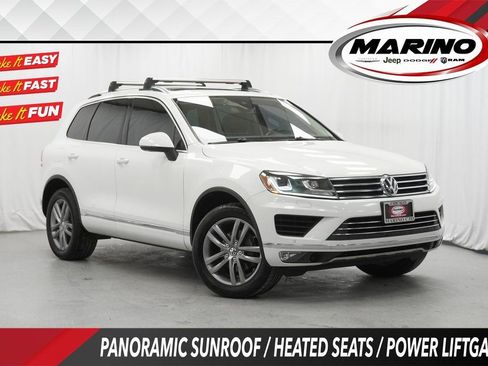 Used 2016 Volkswagen Touareg VR6 image 1
