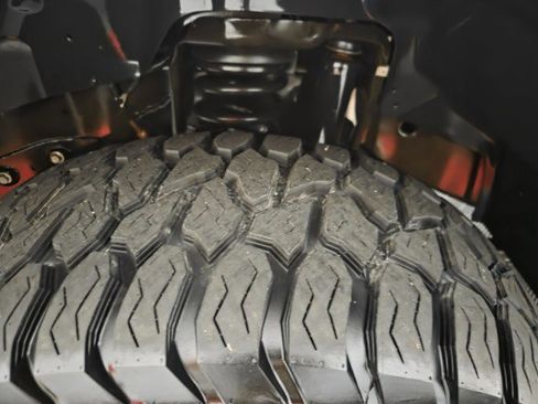 Used 2016 RAM 3500 Tradesman w/ Chrome Appearance Group image 82