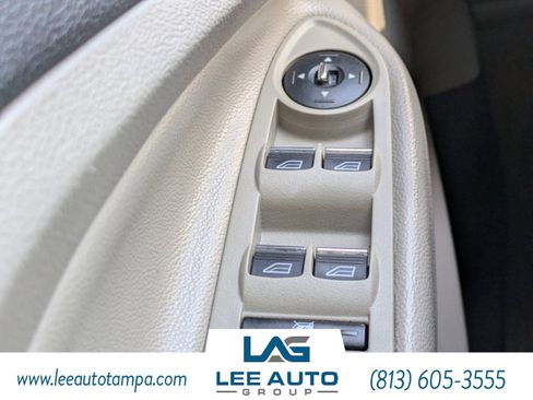 Used 2016 Ford Escape Titanium image 21