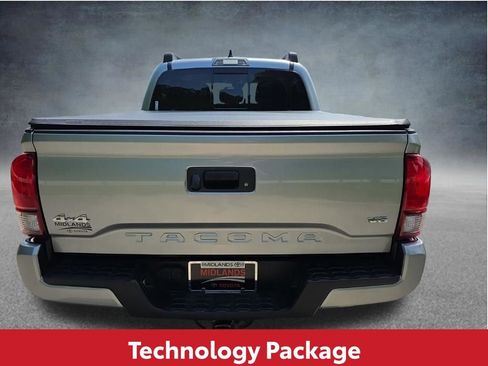 Used 2023 Toyota Tacoma SR5 w/ Technology Package AWD/4WD image 16