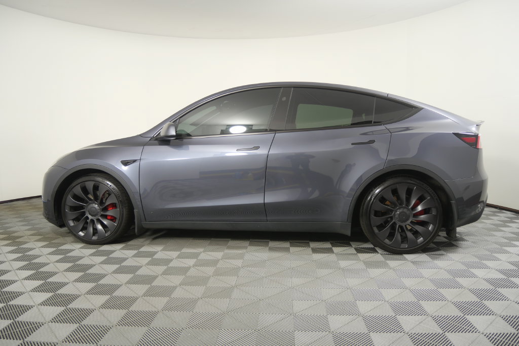 Used 2023 Tesla Model Y Performance AWD/4WD image 8