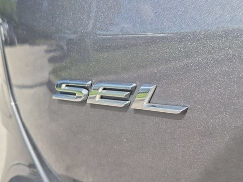 Used 2024 Ford Edge SEL AWD/4WD image 30