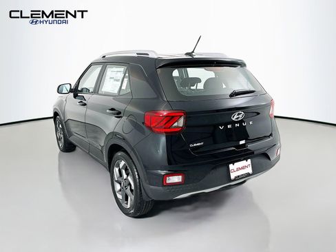 New 2026 Hyundai Venue SEL image 8