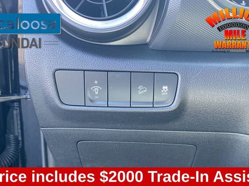 Used 2023 Hyundai Kona SEL image 14
