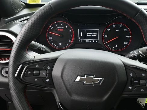 Used 2024 Chevrolet Trax RS w/ Driver Confidence Package image 9