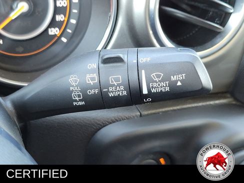 Used 2020 Jeep Wrangler Unlimited Sahara image 30