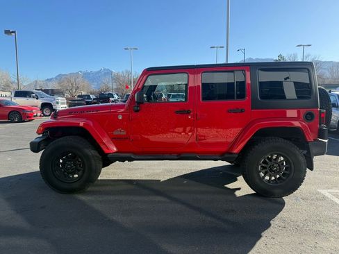 Used 2015 Jeep Wrangler Unlimited Sahara w/ Max Tow Package image 5
