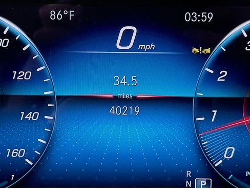 Used 2023 Mercedes-Benz E 450 4MATIC Coupe image 15