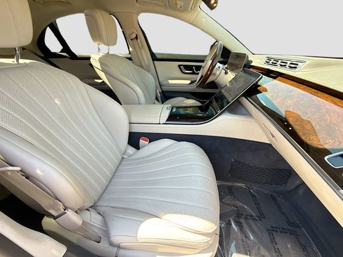 Used 2022 Mercedes-Benz S 500 4MATIC image 32