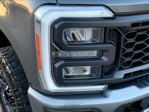 Certified 2023 Ford F250 Lariat w/ Lariat Ultimate Package image 27