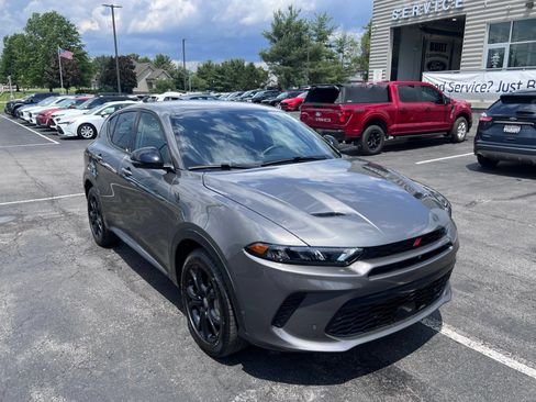Used 2024 Dodge Hornet R/T w/ Tech Pack w/o Parking AWD/4WD image 7