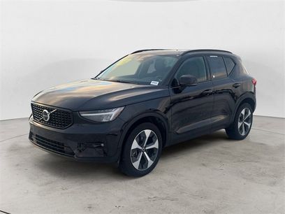 Used 2023 Volvo XC40 B5 Plus w/ Driver Assist Package