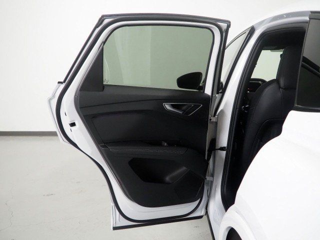 Used 2024 Audi Q4 e-tron quattro Prestige Sportback AWD/4WD image 50