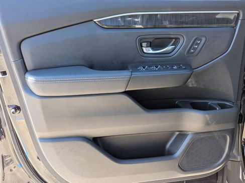 Certified 2025 Honda Pilot Elite image 12