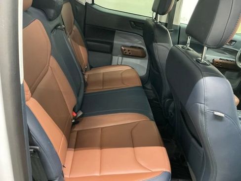 Used 2023 Ford Maverick Lariat image 18