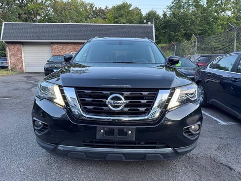 Used 2018 Nissan Pathfinder 4WD image 2