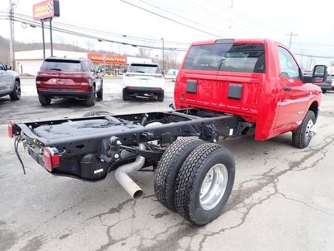 New 2026 RAM 3500 Big Horn image 7