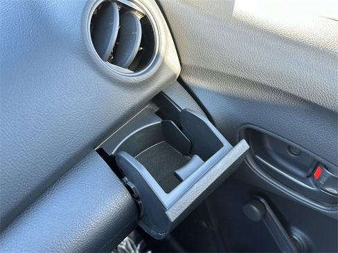 Used 2007 Toyota Yaris Sedan image 28