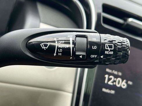 Used 2024 Hyundai Tucson Limited image 23