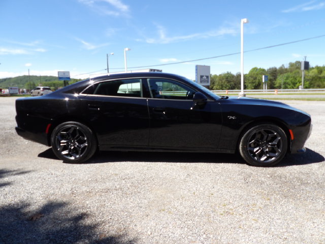 New 2026 Dodge Charger R/T w/ Driver Convenience Group AWD/4WD image 5