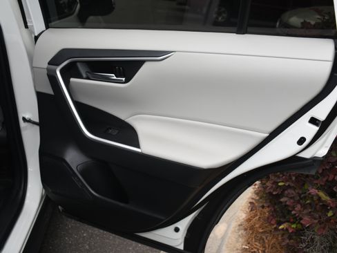 Certified 2024 Toyota RAV4 XLE w/ Convenience Package FWD image 19