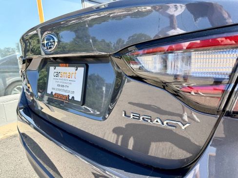 Used 2025 Subaru Legacy Premium AWD/4WD image 11