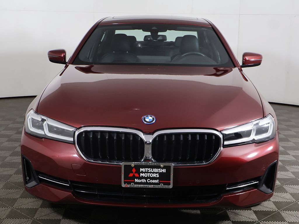 Used 2023 BMW 530e xDrive w/ Convenience Package AWD/4WD image 12