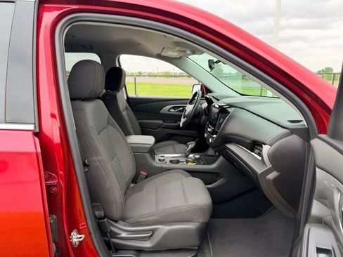 Used 2021 Chevrolet Traverse LT AWD/4WD image 10