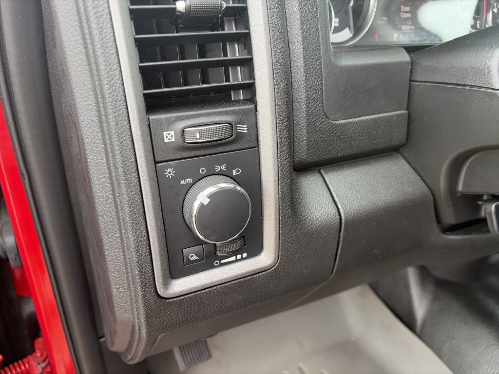 Used 2023 RAM 1500 Tradesman w/ Electronics Group RWD image 18